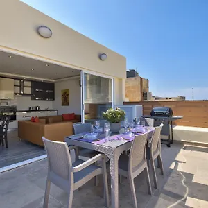 Apartment Luxe 3-bedroom Duplex Penthouse With Sea View Terrace And Jacuzzi, Valletta
